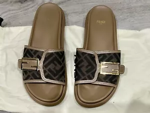 Fendi Leather sandals- Women Size 39. With Dust Bag  No Box - Picture 1 of 5