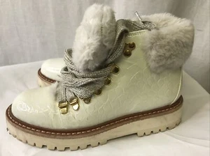 Intrend Shearling Fur Lace up Military Women's Ivory Ankle Booties Size 35 - Picture 1 of 12