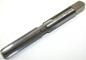 Up to 3 New Regal M8 X 1 D5 Metric 4 flutes Bottom Taps - Picture 1 of 1
