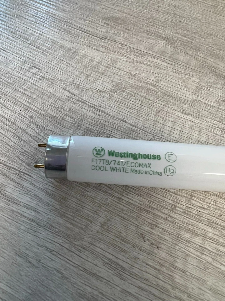 Westinghouse 17W 07446 F17T8/741/EcoMax - Image 1 of 3