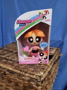 The Powerpuff Girls 8.5" Deluxe Doll Blossom-Belle Sealed NIB Spin Master - Picture 1 of 11
