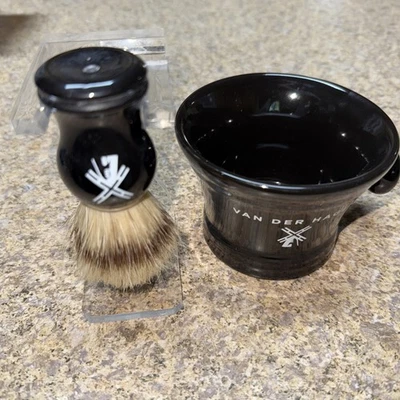 3 Piece Van Der Hagen Shave Set includes Deluxe Stand + Bowl and Boar Brush Kit - Image 1 of 4