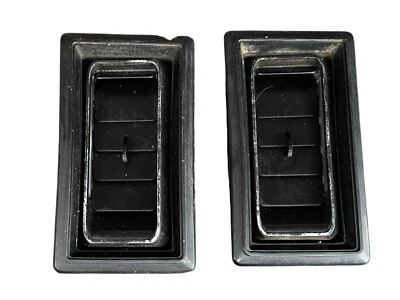 81-93 Dodge Pickup Truck W D 150 Ram Ramcharger Air Conditioning A/C Dash Vent - Image 1 of 4