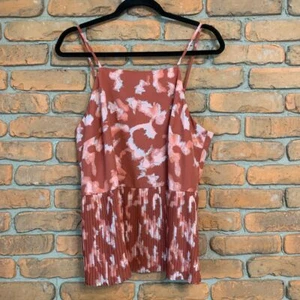 Nine West Damen bedruckt quadratischer Ausschnitt plissiert Sommer Tank Cami Bluse pink Large - Bild 1 von 6