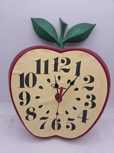 Vntg 1960/70's INGRAHAM Big Red APPLE Wall Clock - Works FOR PARTS SEE NOTES - Picture 1 of 11