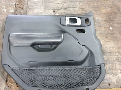 18 19 20 21 22 23 WRANGLER Left Front Door Trim Panel Black LLX9 w/o Switches - Image 1 of 4