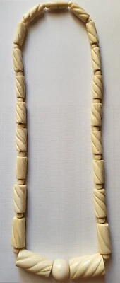 Collana In Osso - Immagine 1 di 3