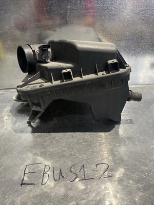 14 15 16 17 Buick Regal 2.0L L4 AT Air Intake Cleaner Box Housing Cover - Image 1 of 4