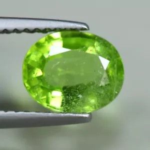 1,87 cts_grande pietra preziosa sciolta_100% peridoto verde non riscaldato naturale_Pakistan - Foto 1 di 3