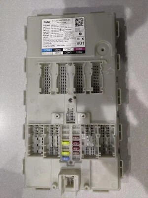 17 18 19 20 BMW 530i (BCM); módulo de control de carrocería ID# 61359867853 Foto 1 de 4