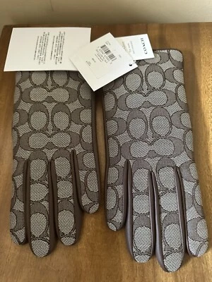 NWT Coach Women's Oak Signature Jacquard & Leather Tech Gloves (CO104) Sizes 7 - Image 1 of 4