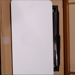 Appliance firewall Cisco Meraki MX68CW-HW-NA *NON RECLAMATO* nuovo con scatola - Foto 1 di 2