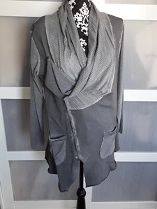 Ausgefallener Blazer Jacke Made in Italy * Grau * Fakeleder / Sweat * Onesize * - Bild 1 von 3
