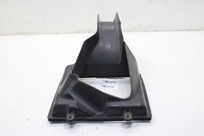 Intercooler de motor Maserati Ghibli 2017-21 pasajero lado derecho cubierta de conducto de aire Foto 1 de 4