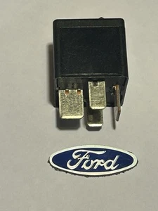 New Genuine Black Relay module for Ford Fiesta MK4 Escort MK6 93BG14N089C1B - Picture 1 of 3