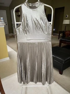 Ann Taylor Beautiful Dress Size 10 - Picture 1 of 5