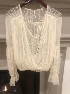 Free People transparente cremefarbene Spitzenbluse Größe XS EUC - Bild 1 von 10