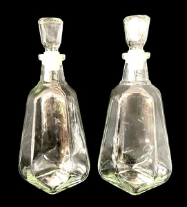 Par de DECANTADORES DE BOTELLAS DE LICOR DE CRISTAL únicos decantadores de vidrio pesado de ESCOCIA - Imagen 1 de 12