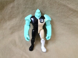 2006 Ben 10: Diamondhead Action Figure (Please Read Description) - Picture 1 of 7