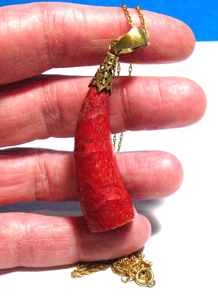 COLGANTE PLATA ESTERLINA ROJO LACADO EN FORMA DE COLMILLO COLLAR RELLENO ORO 14K 9,6 GM Foto 1 de 2