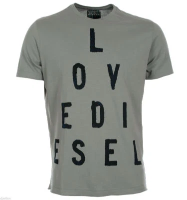 NUEVO CON ETIQUETAS Diesel "L O V E D I E S E L" Camiseta Gráfica Delgada en Gris/Gris Foto 1 de 4