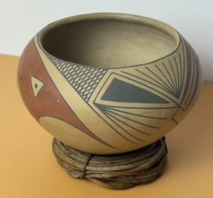 Vintage Mata Ortiz Pottery Signed by Nicolas Quezada - Picture 1 of 10