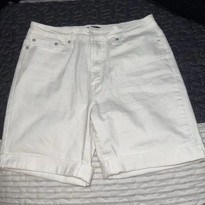 Women’s DKNY White Bermuda Stretch Denim Shorts, Size 8 - Image 1 of 4