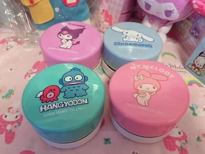 Aspiradora de escritorio Sanrio Official My Melody Kuromi Hangyodon Cinnamoroll Foto 1 de 4