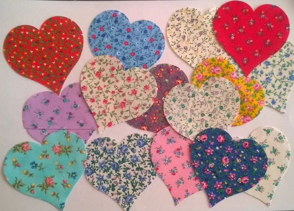 Country Floral Hearts fabric scraps Pack remnants patchwork bundles 100% cotton - Image 1 of 1