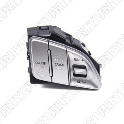 1 x Right Steering Wheel Button Cruise Control Switch or Hyundai ix35 2010-2016 - Image 1 of 4