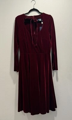 Vestido Collectif Vintage LONDRES XL UK16 Clara Rojo Terciopelo Columpio Cuello Corbata Vacaciones Foto 1 de 4