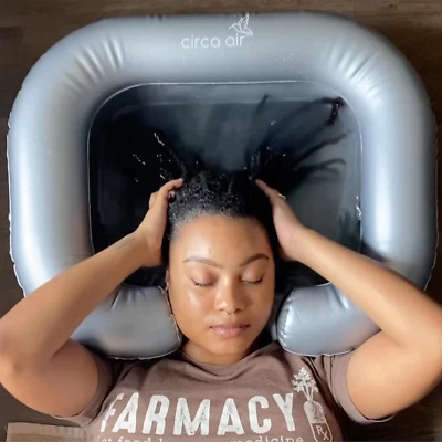 Fregadero inflable CIRCA AIR para Locs Detox - Bañera para rastas con almohada, lavado de pelo Foto 1 de 4