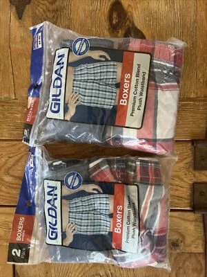 Paquete de 2 paquetes de boxer Gildan para hombre mezcla de algodón a cuadros y liso azul talla XXL (44-46) Foto 1 de 4