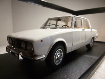 ALFA ROMEO 1750 BERLINA 2 1969 MITICA 1/18 - Photo 1/4
