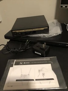 Electro Voice R300-L-C Wireless Lavalier Microphone System - Picture 1 of 5