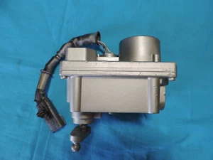 Actuador electrónico turbo BorgWarner International Navistar MaxxForce DT466 7,6 L - Imagen 1 de 6