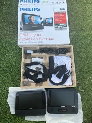 PHILIPS PET7402 7IN WIDESCREEN DUAL-SCREEN PORTABLE DVD PLAYER - Image 1 of 3