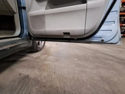 RX330     2005 Front Door Trim Panel 1505149 - Image 1 of 2