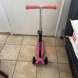 Original MICRO Maxi Pink Adjustable 3-wheel Kickboard Scooter (5-12 yrs) EX - Picture 1 of 5