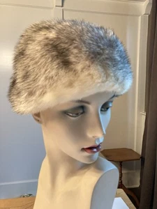 VTG LUXURIOUS BLACK WHITE CROSS MINK FUR HAT - Picture 1 of 6