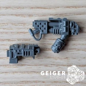 Warhammer 40K Space Wolves Bits | Venerable Dreadnought | Storm Bolter + Flamer - Picture 1 of 1