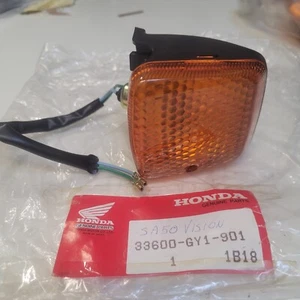 Freccia Arrow Posteriore Rear Right Dx Honda Sa 50 Vision 33600-GY1-901 - Picture 1 of 2