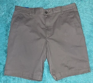 IZOD Saltwater Stretch Chino Shorts Flat Front Mens Size 36 x 9.5" NEW - Picture 1 of 6