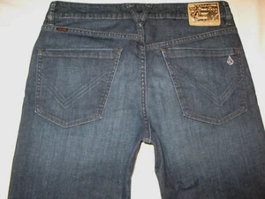 Volcom Kinkade Classic Straight Jeans Men Sz 32 X 28 Dark Blue w Stretch Raw Hem - Picture 1 of 10
