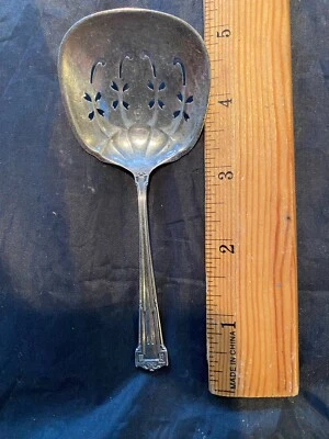 WALLACE DAUPHINE PLATA ESTERLINA TUERCA O BON BON MÁS EN ESTE PATRÓN Foto 1 de 2