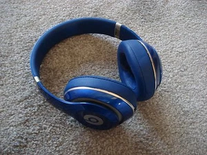 Very Nice Beats by Dr. Dre Studio 2.0 Wired  Handband Headphones - Blue - Picture 1 of 1