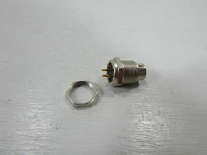 NEW BINDER 09 0077 00 03 Circular Connector 711 Series Receptacle 3 Contacts - Picture 1 of 3