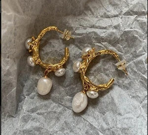 Anthropologie Pearl Earrings Hoop Geo Gold Dangle Stud Irregular C-shape Boho - Picture 1 of 5