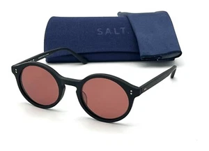 SALT Optics LEWIS MBK Sonnenbrille mattschwarz/karmesinrot 48 mm polarisiert - Bild 1 von 4