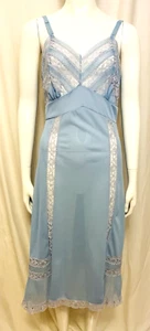 Vintage Blue Nylon Full Slip 34/XS Spotlight Pretty Lots of Lace Accordion Pleat - Picture 1 of 8